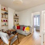 Veeve - Cosy In Belleville